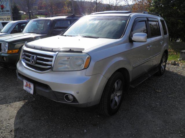 photo of 2014 Honda Pilot Touring 4WD 5-Spd AT with DVD