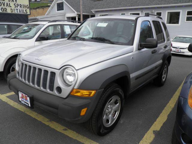 photo of 2007 Jeep Liberty Sport 4WD