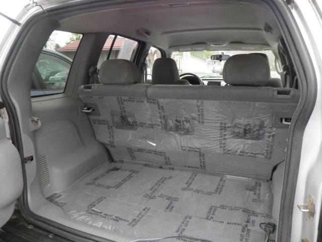 2007 Silver Jeep Liberty Sport 4WD (1J4GL48K47W) with an 3.7L V6 engine, MAN transmission, located at 15520 McMullen Hwy SW, Belair, MD, 21502, (301) 729-3700, 39.581375, -78.846451 - Photo#4