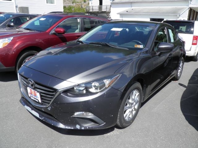 photo of 2014 MAZDA 3 i Touring AT 4-Door