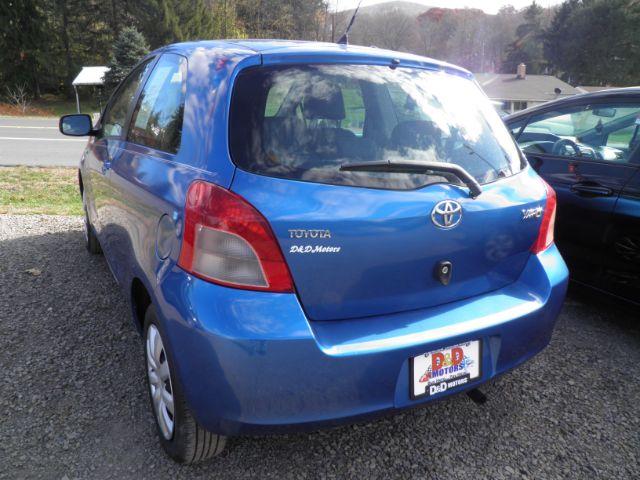 2008 BLUE Toyota Yaris Liftback (JTDJT923685) with an 1.5L L4 engine, 5-Speed Manual transmission, located at 19521 New George's Creek Rd SW, Barton, MD, 21521, (301) 463-2404, 39.524323, -79.017906 - Photo#5