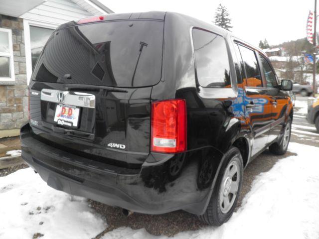 2014 BLACK Honda Pilot LX 4WD 5-Spd AT (5FNYF4H2XEB) with an 3.5L V6 engine, AT transmission, located at 19521 New George's Creek Rd SW, Barton, MD, 21521, (301) 463-2404, 39.524323, -79.017906 - Photo#6