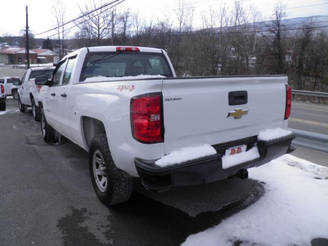 2014 WHITE Chevrolet Silverado 1500 Work Truck 1WT Double Cab 4WD (1GCVKPEH2EZ) with an 4.3L V6 engine, AT transmission, located at 15520 McMullen Hwy SW, Belair, MD, 21502, (301) 729-3700, 39.581375, -78.846451 - Photo#4