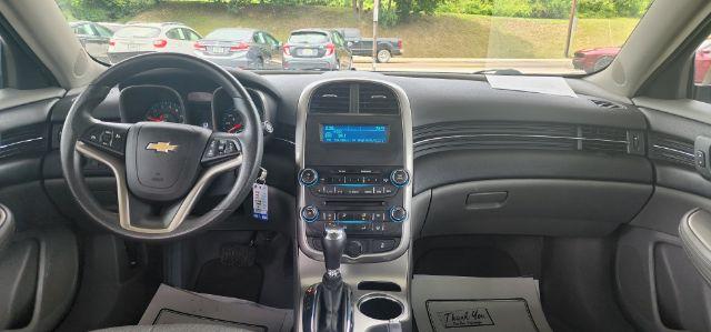 2015 GOLD /Cloth Chevrolet Malibu LS (1G11B5SL4FF) with an 2.5 L4 engine, AT transmission, 0.000000, 0.000000 - Photo#6