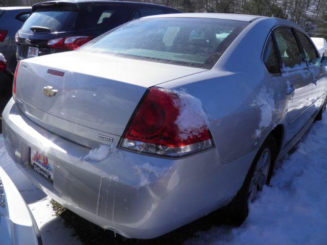 2015 Chevrolet IMPALA LS (2G1WA5E33F1) with an 3.6l V6 engine, AT transmission, located at 19521 New George's Creek Rd SW, Barton, MD, 21521, (301) 463-2404, 39.524323, -79.017906 - Photo#3