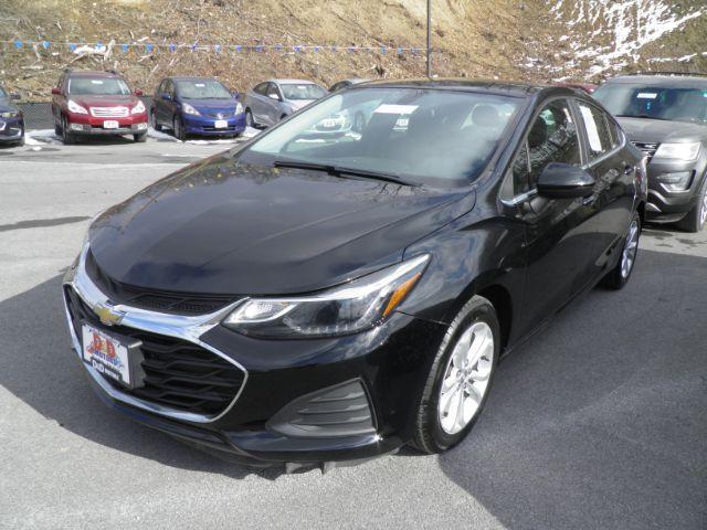 photo of 2019 Chevrolet Cruze LT Auto