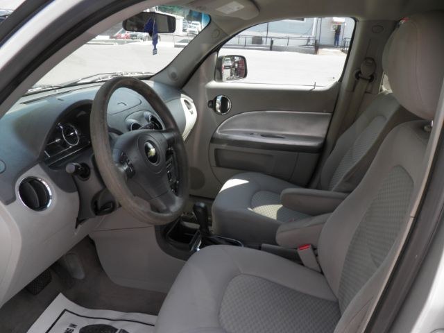 2009 GRAY Chevrolet HHR LS (3GNCA13B09S) with an 2.2L L4 engine, 4-Speed Automatic transmission, located at 15520 McMullen Hwy SW, Belair, MD, 21502, (301) 729-3700, 39.581375, -78.846451 - Photo#1