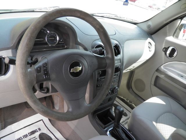 2009 GRAY Chevrolet HHR LS (3GNCA13B09S) with an 2.2L L4 engine, 4-Speed Automatic transmission, located at 15520 McMullen Hwy SW, Belair, MD, 21502, (301) 729-3700, 39.581375, -78.846451 - Photo#2