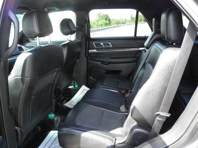 2016 GRAY FORD EXPLORER Limited 4WD (1FM5K8F88GG) with an 3.5L V6 engine, AT transmission, located at 15520 McMullen Hwy SW, Belair, MD, 21502, (301) 729-3700, 39.581375, -78.846451 - Photo#4