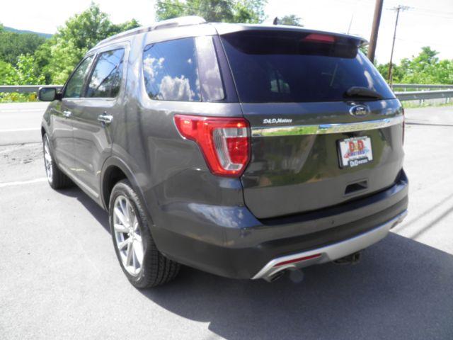 2016 GRAY FORD EXPLORER Limited 4WD (1FM5K8F88GG) with an 3.5L V6 engine, AT transmission, located at 15520 McMullen Hwy SW, Belair, MD, 21502, (301) 729-3700, 39.581375, -78.846451 - Photo#6