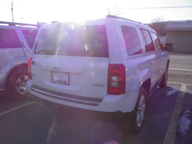 2014 WHITE Jeep Patriot Limited 4WD (1C4NJRCB2ED) with an 2.4L L4 engine, located at 15520 McMullen Hwy SW, Belair, MD, 21502, (301) 729-3700, 39.581375, -78.846451 - Photo#5