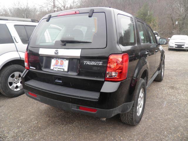 2010 BLACK Mazda Tribute I Grand Touring FWD (4F2CY0C70AK) with an 2.5 L4 engine, AT transmission, located at 19521 New George's Creek Rd SW, Barton, MD, 21521, (301) 463-2404, 39.524323, -79.017906 - Photo#5