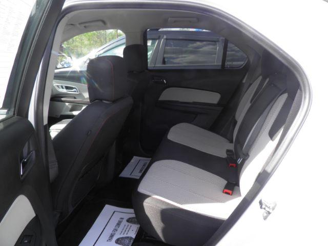 2014 WHITE Chevrolet Equinox 1LT (2GNFLFE37E6) with an 2.4L L4 engine, AT transmission, located at 15520 McMullen Hwy SW, Belair, MD, 21502, (301) 729-3700, 39.581375, -78.846451 - Photo#3
