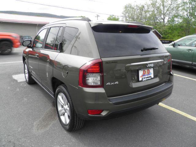 2015 GRAY Jeep Compass Sport (1C4NJDBB2FD) with an 2.4L L4 engine, AT transmission, located at 15520 McMullen Hwy SW, Belair, MD, 21502, (301) 729-3700, 39.581375, -78.846451 - Photo#5