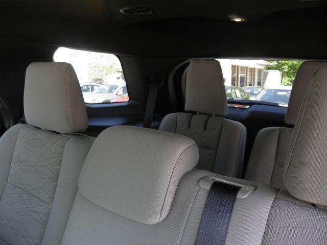 2013 SILVER Ford Explorer BASE (1FM5K8B82DG) with an 3.6L V6 engine, AT transmission, located at 15520 McMullen Hwy SW, Belair, MD, 21502, (301) 729-3700, 39.581375, -78.846451 - Photo#4