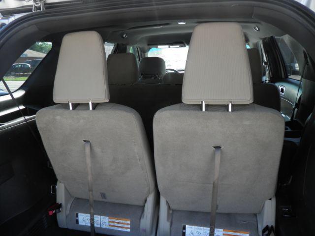 2013 SILVER Ford Explorer BASE (1FM5K8B82DG) with an 3.6L V6 engine, AT transmission, located at 15520 McMullen Hwy SW, Belair, MD, 21502, (301) 729-3700, 39.581375, -78.846451 - Photo#5