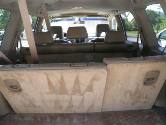 2007 WHITE Honda Pilot EX-L (5FNYF18527B) with an 3.5L V6 engine, AT transmission, located at 19521 New George's Creek Rd SW, Barton, MD, 21521, (301) 463-2404, 39.524323, -79.017906 - Photo#5