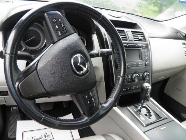 2012 RED Mazda CX-9 Touring (JM3TB3CV3C0) with an 3.7L V6 engine, AT transmission, located at 19521 New George's Creek Rd SW, Barton, MD, 21521, (301) 463-2404, 39.524323, -79.017906 - Photo#2