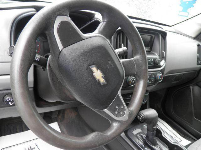 2015 WHITE Chevrolet Colorado WT (1GCHTAEA6F1) with an 2.5 L4 engine, located at 19521 New George's Creek Rd SW, Barton, MD, 21521, (301) 463-2404, 39.524323, -79.017906 - Photo#2