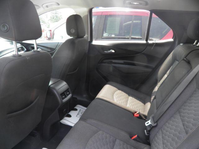 2018 WHITE Chevrolet Equinox LT (2GNAXSEV8J6) with an 1.5l I4 engine, AT transmission, located at 19521 New George's Creek Rd SW, Barton, MD, 21521, (301) 463-2404, 39.524323, -79.017906 - Photo#3