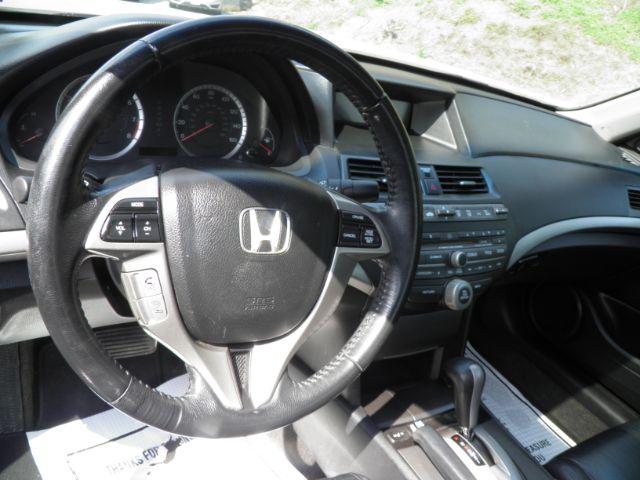 2011 BLACK /Leather HONDA ACCORD EX-L (1HGCS1B88BA) with an 2.4L 4 engine, AT transmission, located at 15520 McMullen Hwy SW, Belair, MD, 21502, (301) 729-3700, 39.581375, -78.846451 - FOR A BETTER PRICE CALL PAUL AT 301-268-8150 - Photo#2