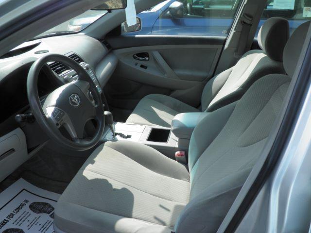 2009 Silver Toyota Camry LE | SE | XLE (4T1BE46KX9U) with an 2.4L I4 engine, AT transmission, located at 15520 McMullen Hwy SW, Belair, MD, 21502, (301) 729-3700, 39.581375, -78.846451 - Photo#1