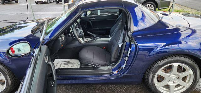 2010 Blue /Cloth Mazda MX-5 Miata Grand Touring PRHT (JM1NC2FF3A0) with an 2.0l L4 engine, AT transmission, located at 15520 McMullen Hwy SW, Belair, MD, 21502, (301) 729-3700, 39.581375, -78.846451 - FOR A BETTER PRICE CALL PAUL AT 301-268-8150 - Photo#4