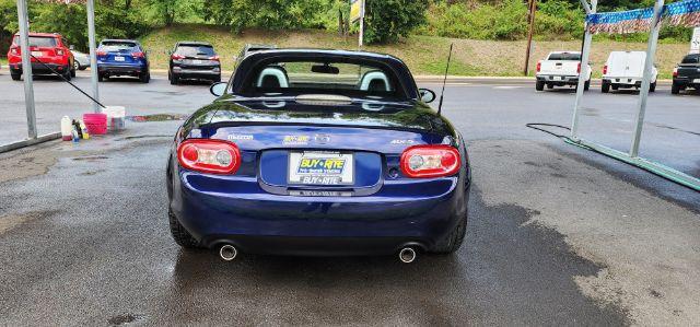 2010 Blue /Cloth Mazda MX-5 Miata Grand Touring PRHT (JM1NC2FF3A0) with an 2.0l L4 engine, AT transmission, located at 15520 McMullen Hwy SW, Belair, MD, 21502, (301) 729-3700, 39.581375, -78.846451 - FOR A BETTER PRICE CALL PAUL AT 301-268-8150 - Photo#8