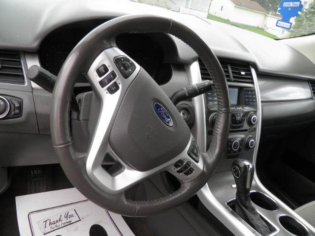 2013 Silver Ford Edge SEL (2FMDK4JC7DB) with an 3.5L V6 engine, AT transmission, located at 19521 New George's Creek Rd SW, Barton, MD, 21521, (301) 463-2404, 39.524323, -79.017906 - Photo#2