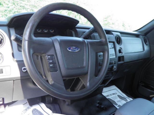 2013 White Ford F-150 XL 8-ft. Bed 2WD (1FTMF1CM1DK) with an 3.7L V6 engine, AT transmission, located at 15520 McMullen Hwy SW, Belair, MD, 21502, (301) 729-3700, 39.581375, -78.846451 - Photo#3