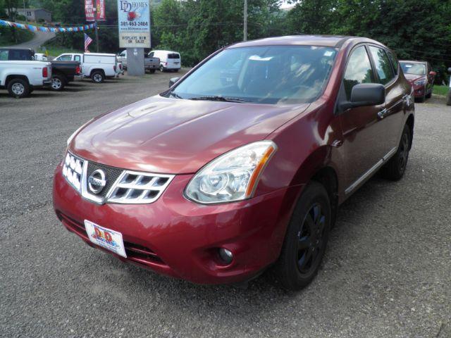 photo of 2013 Nissan Rogue S AWD
