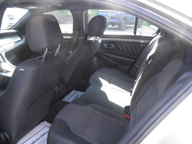 2015 Silver Ford Taurus SEL (1FAHP2H83FG) with an 3.5L V6 engine, AT transmission, located at 15520 McMullen Hwy SW, Belair, MD, 21502, (301) 729-3700, 39.581375, -78.846451 - Photo#3