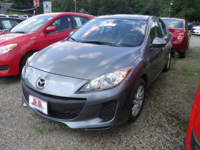 photo of 2012 Mazda Mazda3 i Touring