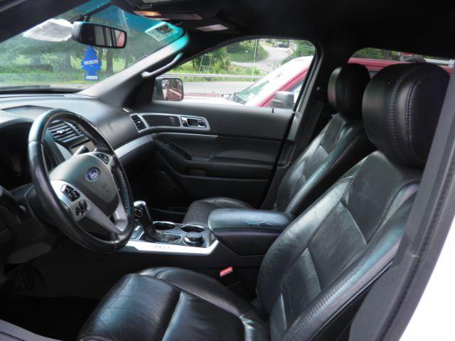 2012 White Ford Explorer XLT (1FMHK8D88CG) with an 3.5L V6 engine, AT transmission, located at 19521 New George's Creek Rd SW, Barton, MD, 21521, (301) 463-2404, 39.524323, -79.017906 - Photo#1