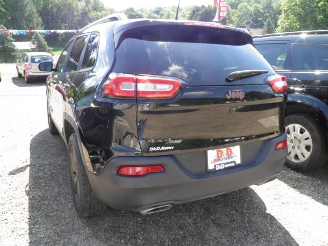 2017 Black Jeep Cherokee 75th Anniversary Edi (1C4PJMCS8HW) with an 3.2L V6 engine, AT transmission, located at 19521 New George's Creek Rd SW, Barton, MD, 21521, (301) 463-2404, 39.524323, -79.017906 - Photo#5