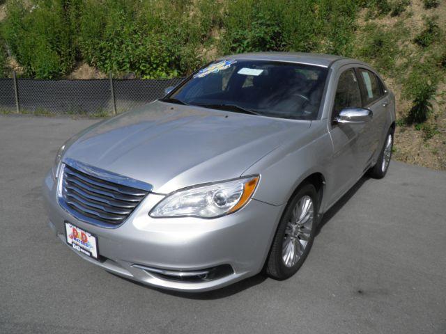 2011 Silver Chrysler 200 Limited (1C3BC2FB5BN) with an 2.4L I4 engine, AT transmission, located at 15520 McMullen Hwy SW, Belair, MD, 21502, (301) 729-3700, 39.581375, -78.846451 - Photo#0