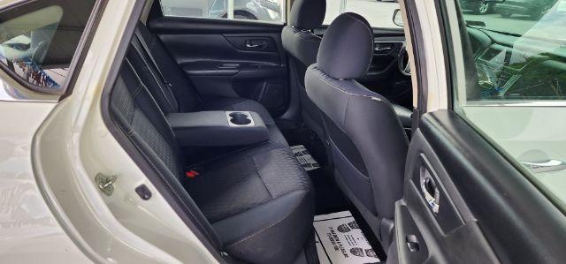2018 White /Charcoal, cloth Nissan Altima 2.5 S (1N4AL3APXJC) with an 2.5 L4 engine, CVT transmission, located at 15520 McMullen Hwy SW, Belair, MD, 21502, (301) 729-3700, 39.581375, -78.846451 - FOR A BETTER PRICE CALL PAUL AT 301-268-8150 - Photo#13