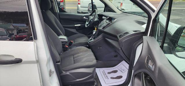 2015 WHITE /Charcoal Black Ford Transit Connect XLT LWB (NM0LS7F79F1) with an 2.5 L4 engine, AT transmission, located at 15520 McMullen Hwy SW, Belair, MD, 21502, (301) 729-3700, 39.581375, -78.846451 - FOR A BETTER PRICE CALL PAUL AT 301-268-8150 - Photo#6