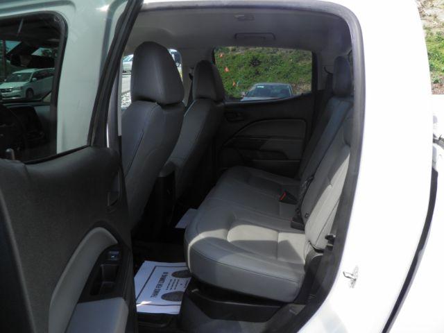 2018 White Chevrolet Colorado WT (1GCGTBEN8J1) with an 3.6L V6 engine, AT transmission, located at 15520 McMullen Hwy SW, Belair, MD, 21502, (301) 729-3700, 39.581375, -78.846451 - Photo#3