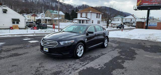 2016 Black /Cloth Ford Taurus SE (1FAHP2D81GG) with an 3.5L V6 engine, AT transmission, located at 15520 McMullen Hwy SW, Belair, MD, 21502, (301) 729-3700, 39.581375, -78.846451 - FOR A BETTER PRICE CALL PAUL AT 301-268-8150 - Photo#2