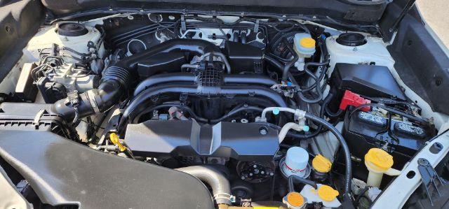 2018 WHITE /Gray Subaru Forester 2.5i Premium (JF2SJAGC2JH) with an 2.5 L4 engine, AT transmission, located at 15520 McMullen Hwy SW, Belair, MD, 21502, (301) 729-3700, 39.581375, -78.846451 - FOR A BETTER PRICE CALL PAUL AT 301-268-8150 - Photo#15