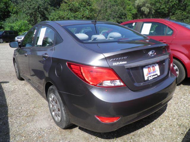 2016 Gray Hyundai Accent SE (KMHCT4AE3GU) with an 1.6L I4 engine, located at 19521 New George's Creek Rd SW, Barton, MD, 21521, (301) 463-2404, 39.524323, -79.017906 - Photo#4