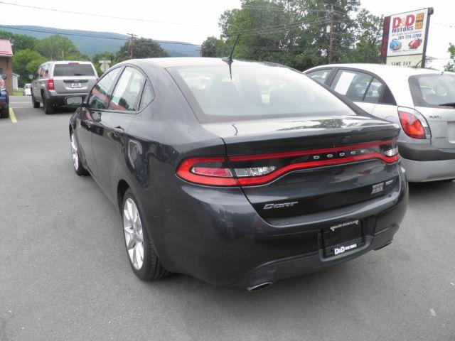 2013 Gray Dodge Dart SXT (1C3CDFBAXDD) with an 2.4L I4 engine, AT transmission, located at 15520 McMullen Hwy SW, Belair, MD, 21502, (301) 729-3700, 39.581375, -78.846451 - Photo#4