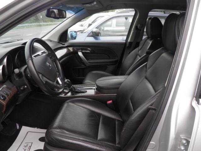 2011 Silver Acura MDX Technology Package (2HNYD2H67BH) with an 3.7L V6 engine, AT transmission, located at 15520 McMullen Hwy SW, Belair, MD, 21502, (301) 729-3700, 39.581375, -78.846451 - Photo#1