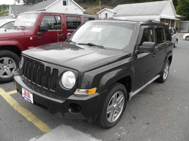 photo of 2010 JEEP PATRIOT SPORT
