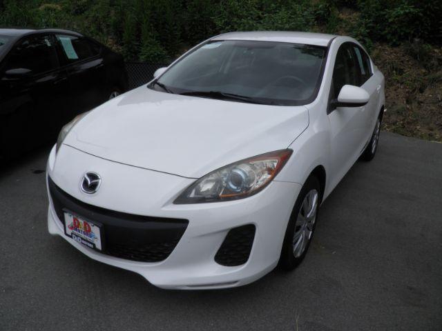 photo of 2013 Mazda Mazda3 i Sport | i Sport
