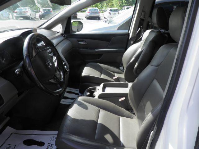 2015 White Honda Odyssey EX-L (5FNRL5H64FB) with an 3.5L V6 engine, AT transmission, located at 15520 McMullen Hwy SW, Belair, MD, 21502, (301) 729-3700, 39.581375, -78.846451 - Photo#1