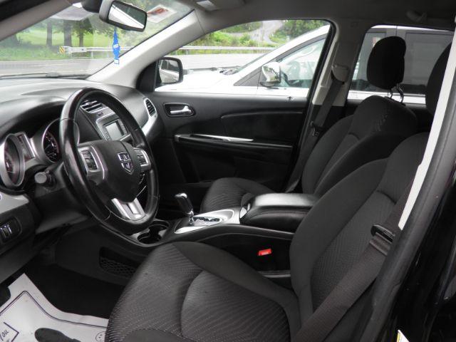 2018 BLACK Dodge Journey SE (3C4PDCAB9JT) with an 2.4L L4 engine, AT transmission, located at 19521 New George's Creek Rd SW, Barton, MD, 21521, (301) 463-2404, 39.524323, -79.017906 - Photo#1