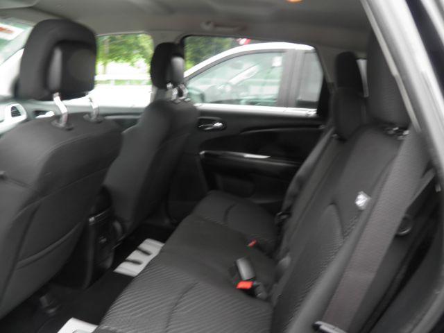 2018 BLACK Dodge Journey SE (3C4PDCAB9JT) with an 2.4L L4 engine, AT transmission, located at 19521 New George's Creek Rd SW, Barton, MD, 21521, (301) 463-2404, 39.524323, -79.017906 - Photo#3