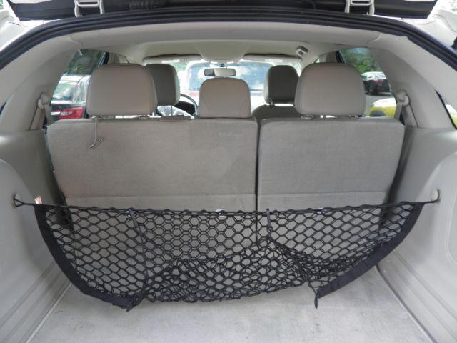 2013 White Lincoln MKX BASE (2LMDJ8JK8DB) with an 3.6L V6 engine, AT transmission, located at 15520 McMullen Hwy SW, Belair, MD, 21502, (301) 729-3700, 39.581375, -78.846451 - Photo#4